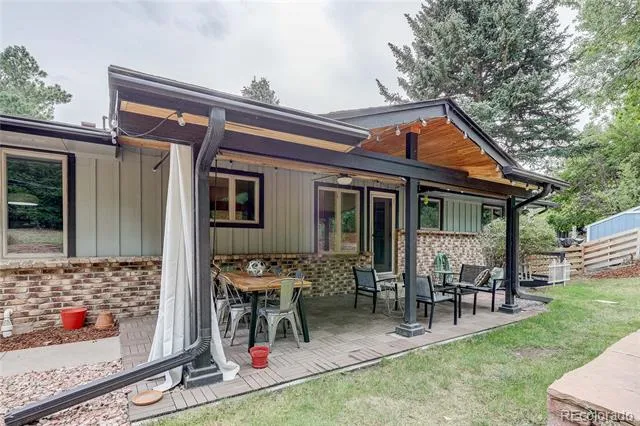 1055 Zinnia Street Golden, CO 80401