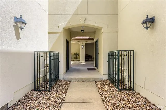 6617 S Forest Way #E Centennial, CO 80121