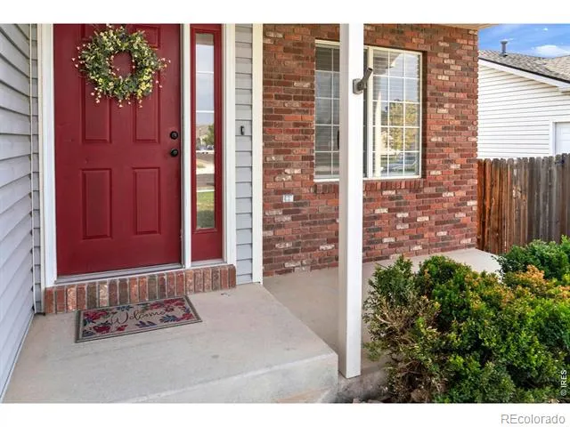 325 Hawthorne Avenue Johnstown, CO 80534