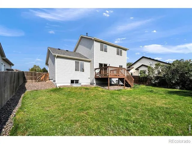 325 Hawthorne Avenue Johnstown, CO 80534