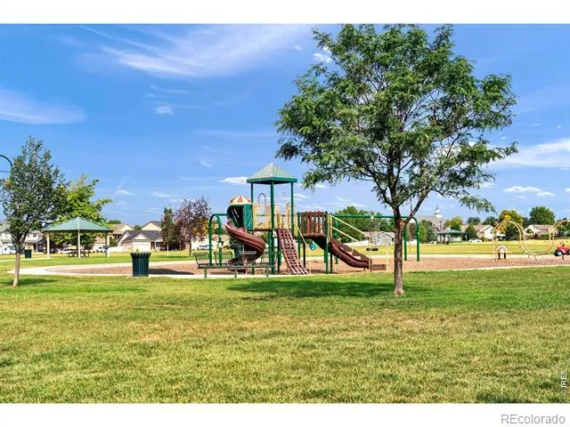 325 Hawthorne Avenue Johnstown, CO 80534