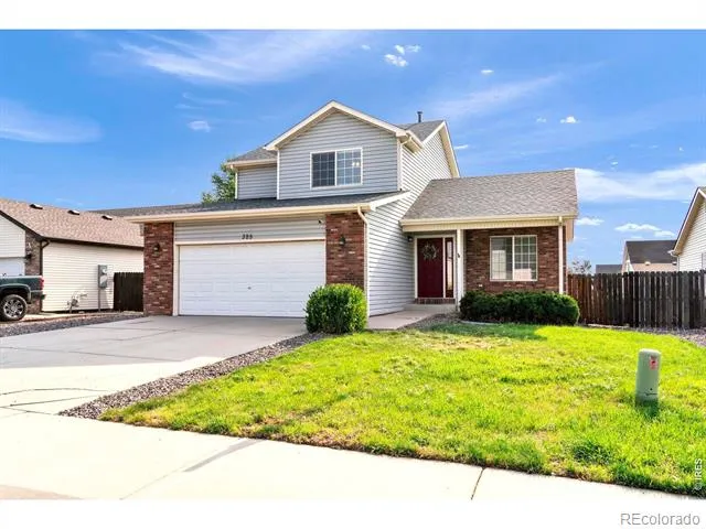 325 Hawthorne Avenue Johnstown, CO 80534