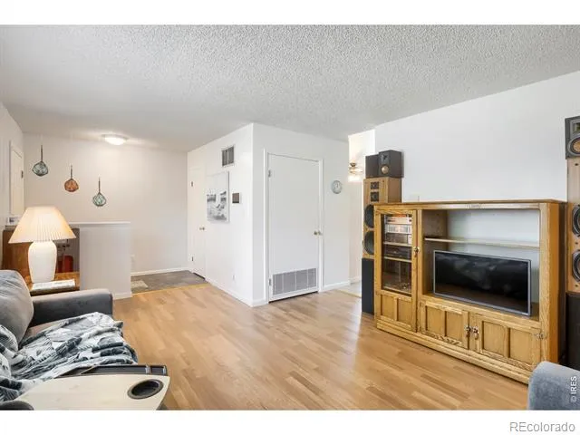 6516 Orbit Way Fort Collins, CO 80525