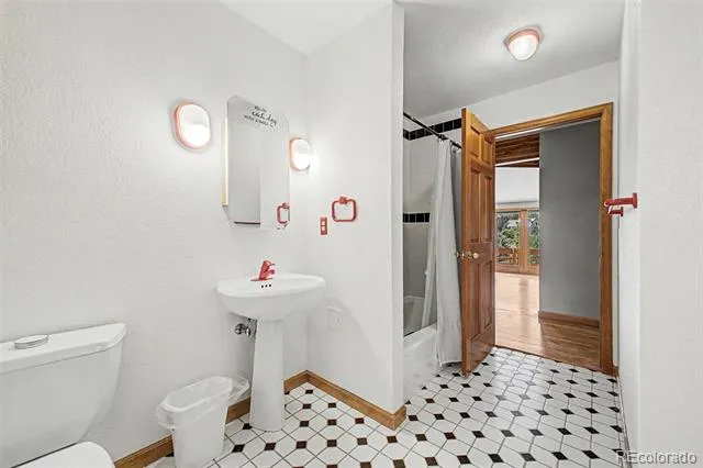 6936 Old Ranch Trail Littleton, CO 80125