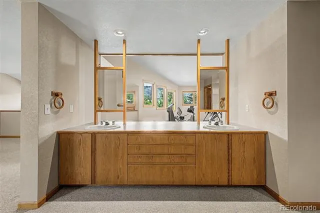 6936 Old Ranch Trail Littleton, CO 80125