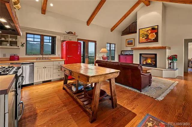 181B Jawbone Canyon Place Chromo, CO 81128