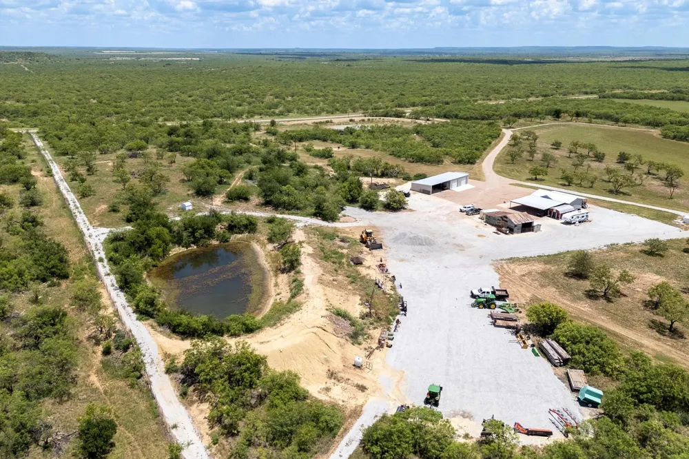 2671 Fm 2926 Clyde, TX 79510