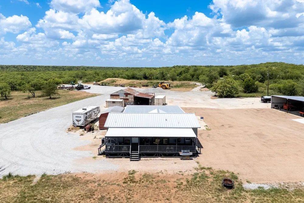 2671 Fm 2926 Clyde, TX 79510