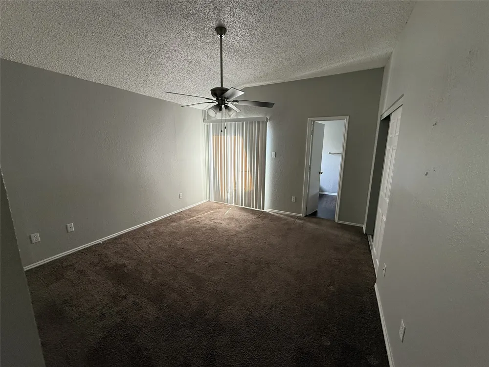 404 Seminary Ridge Mesquite, TX 75149