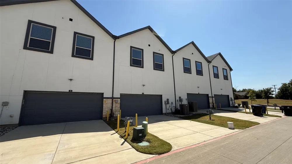 366 Buck Ridge Drive Frisco, TX 75068
