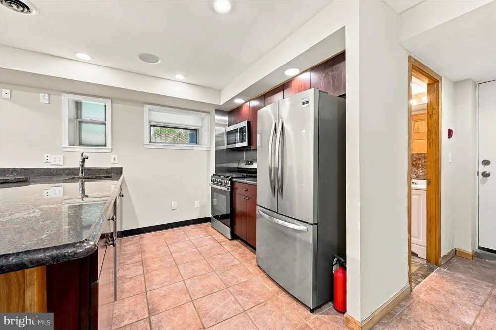 268 S 46TH STREET #1 Philadelphia, PA 19139