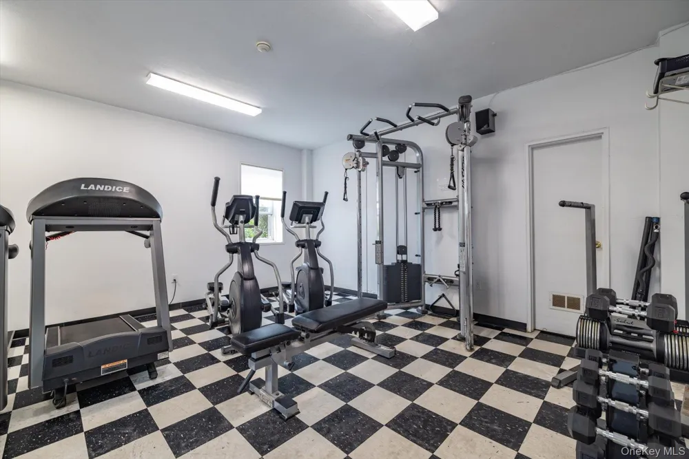 370 West Broadway #5C Long Beach, NY 11561