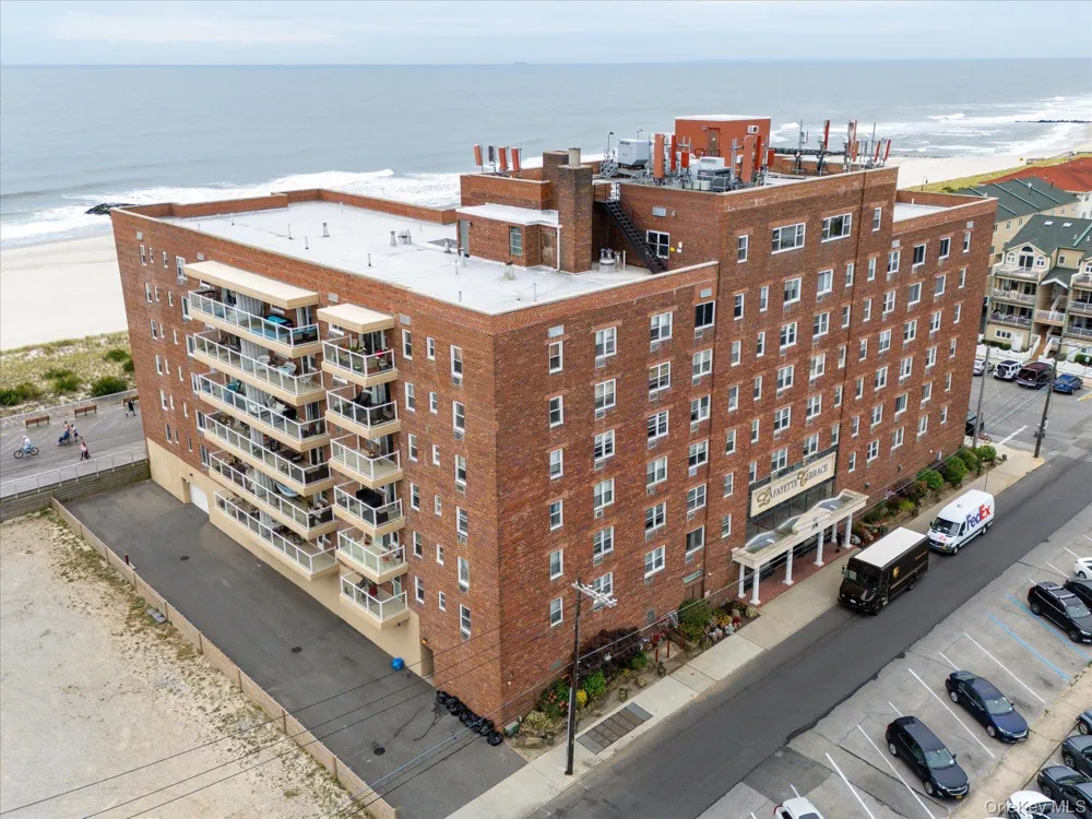 370 West Broadway #5C Long Beach, NY 11561