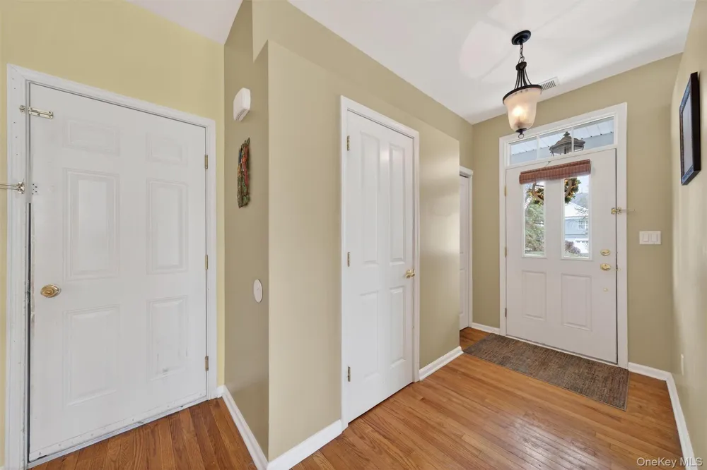 1 High Ridge Lane Middletown, NY 10940