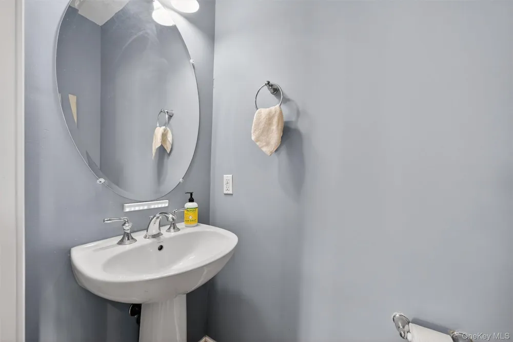 1 High Ridge Lane Middletown, NY 10940