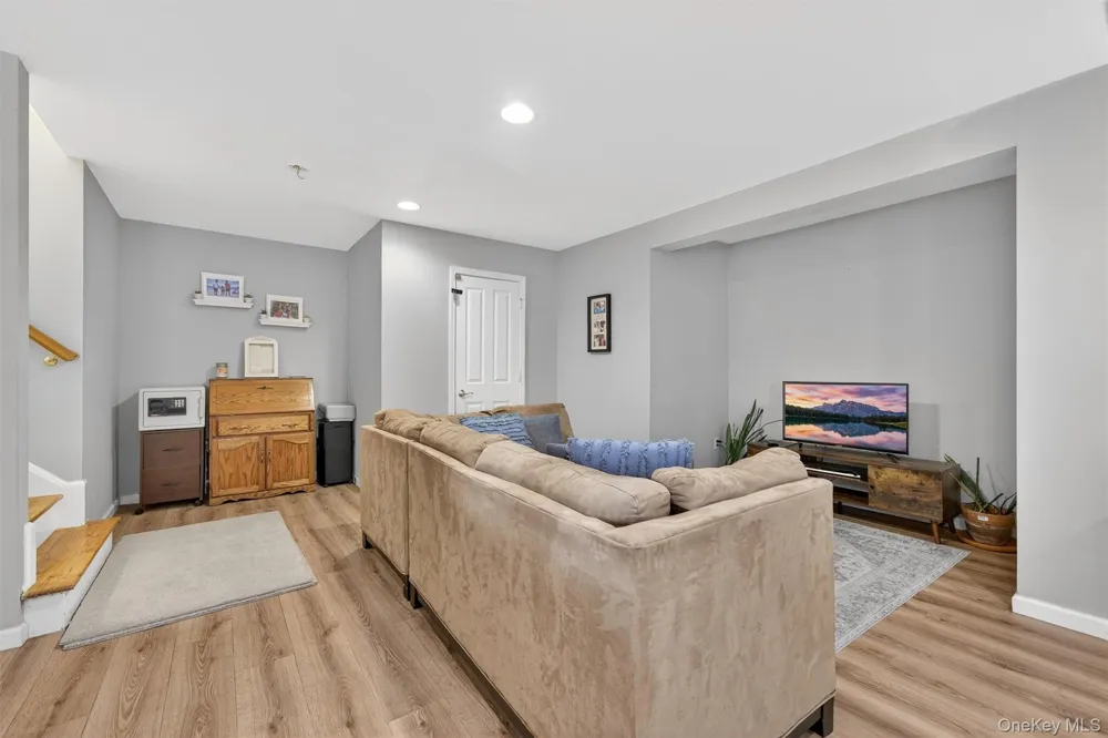 1 High Ridge Lane Middletown, NY 10940