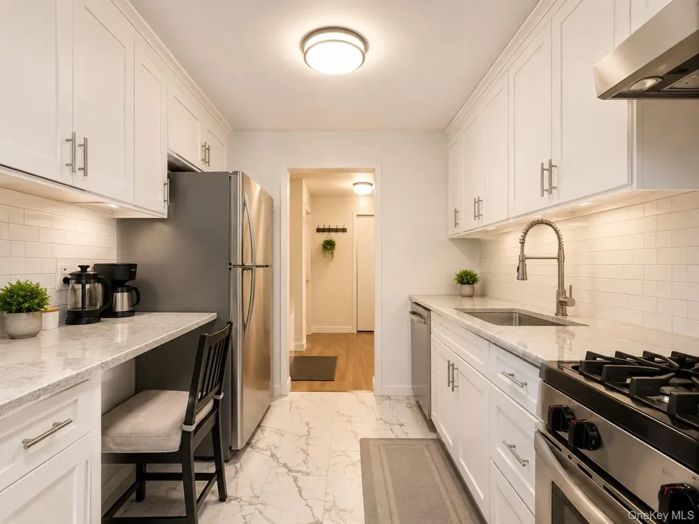 5 Terrace Circle #1H Great Neck, NY 11021