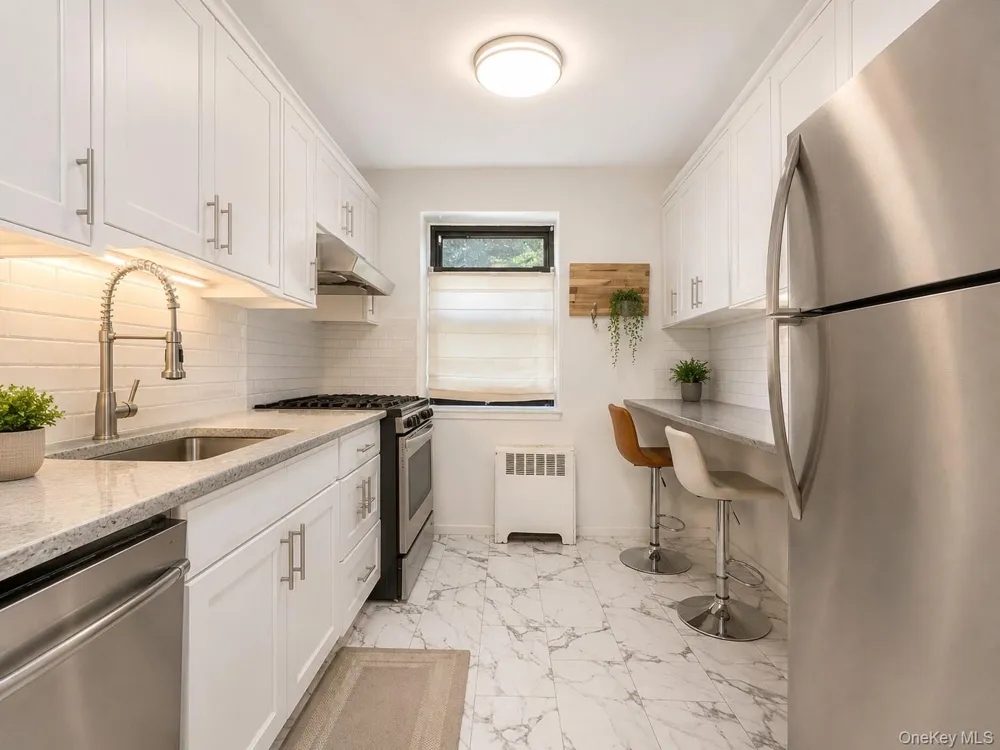 5 Terrace Circle #1H Great Neck, NY 11021