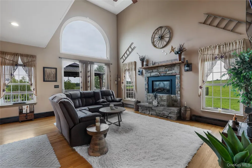 1576 Route 52 Walden, NY 12586