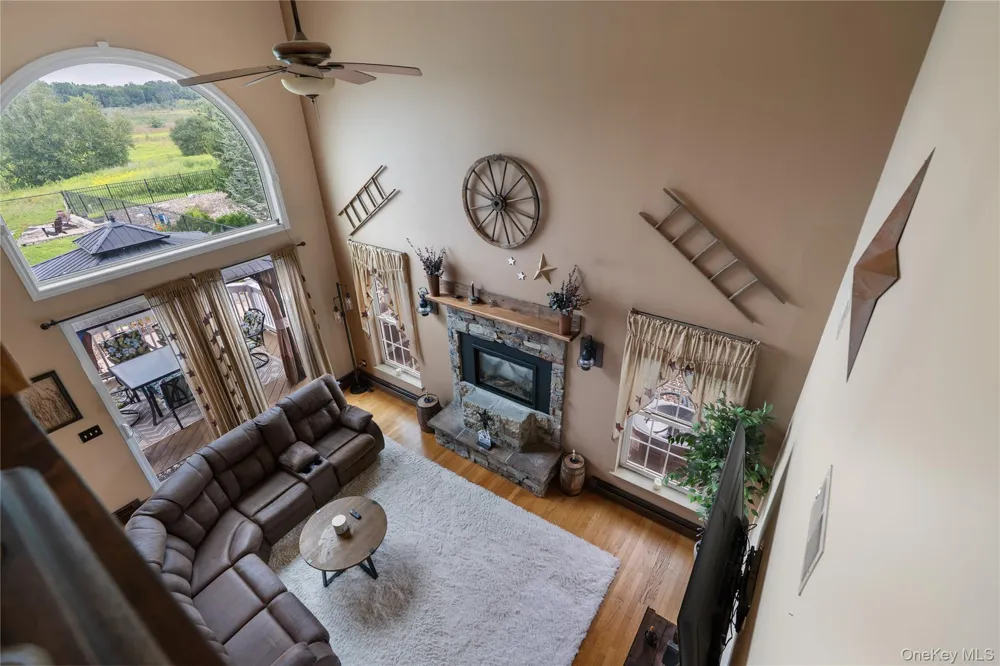 1576 Route 52 Walden, NY 12586