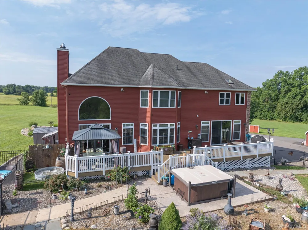 1576 Route 52 Walden, NY 12586
