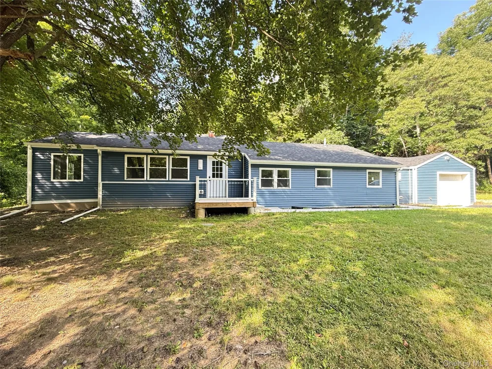 127 Spring Lake Road Red Hook, NY 12571