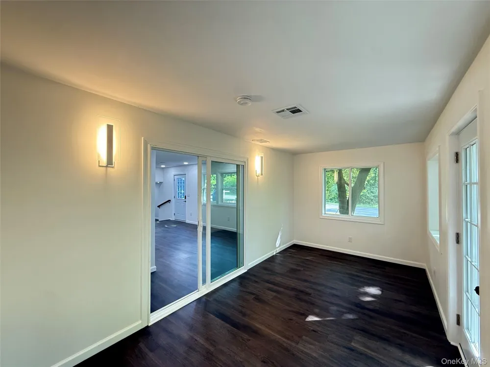 127 Spring Lake Road Red Hook, NY 12571