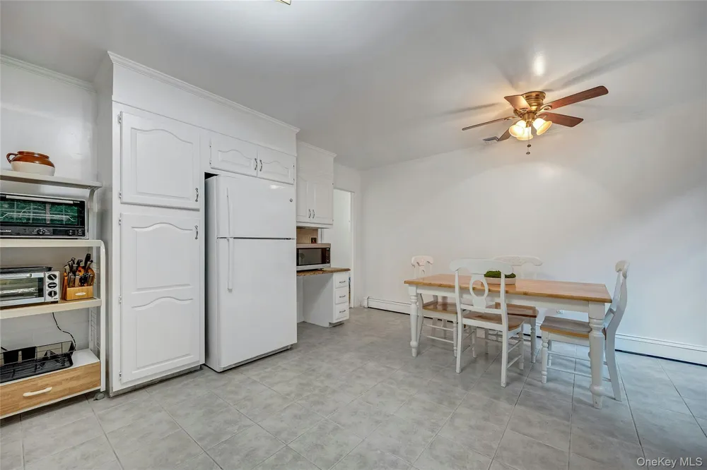 44 Hillside Lane New Rochelle, NY 10804