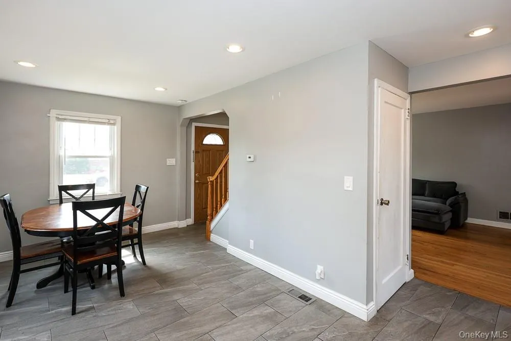494 Sally Road Mineola, NY 11501