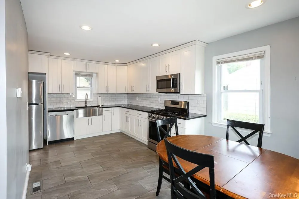 494 Sally Road Mineola, NY 11501