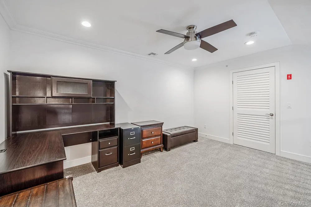 14 Park Drive S East Islip, NY 11730