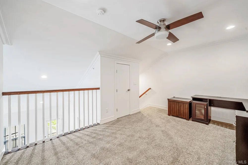 14 Park Drive S East Islip, NY 11730