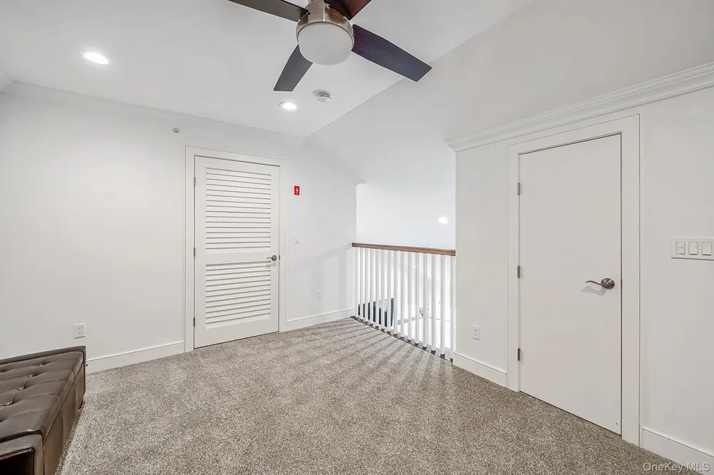 14 Park Drive S East Islip, NY 11730