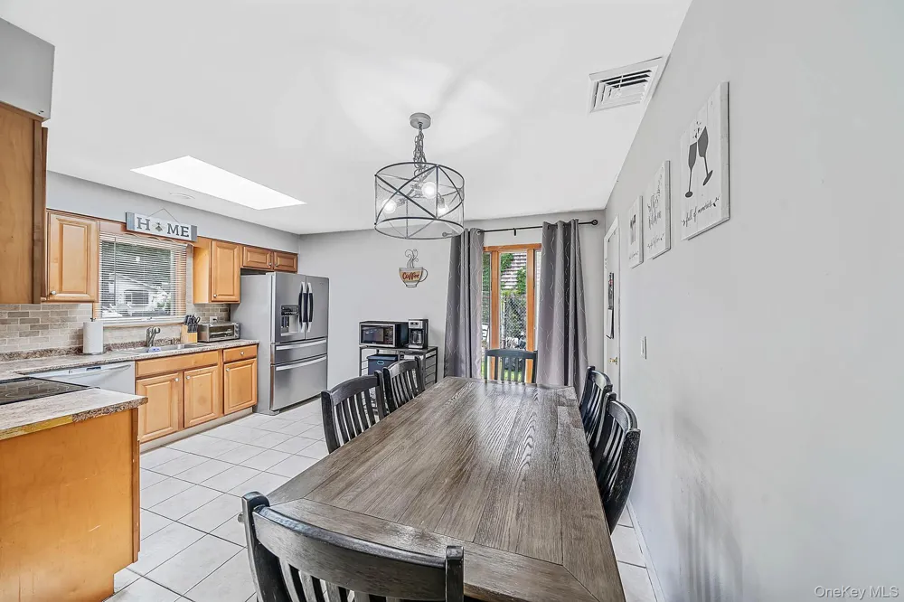 43 Wavecrest Drive Mastic Beach, NY 11951