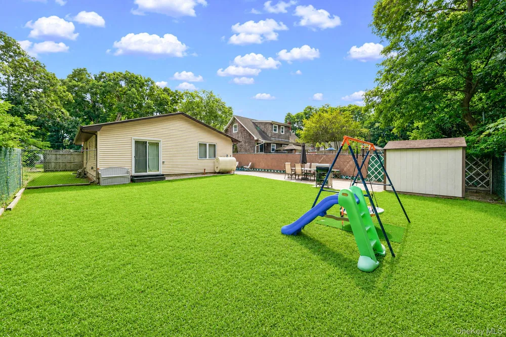 43 Wavecrest Drive Mastic Beach, NY 11951