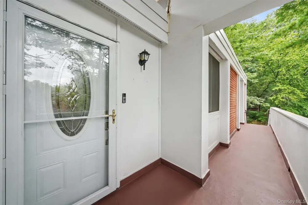 321 Tallwood Drive Hartsdale, NY 10530