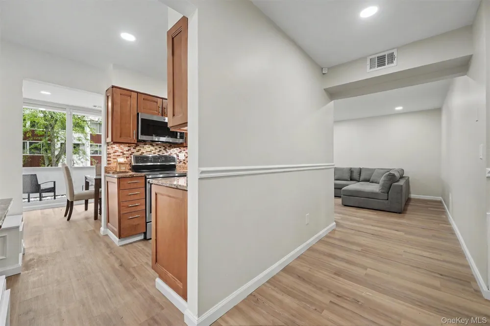 321 Tallwood Drive Hartsdale, NY 10530