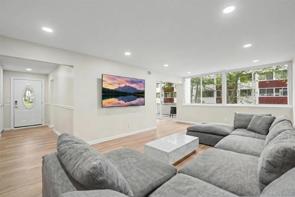 321 Tallwood Drive Hartsdale, NY 10530