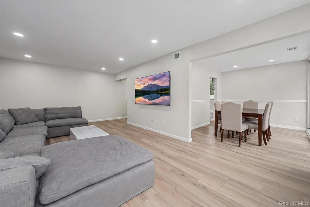 321 Tallwood Drive Hartsdale, NY 10530