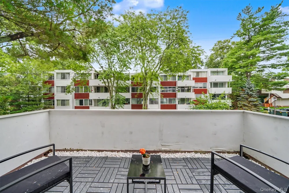 321 Tallwood Drive Hartsdale, NY 10530