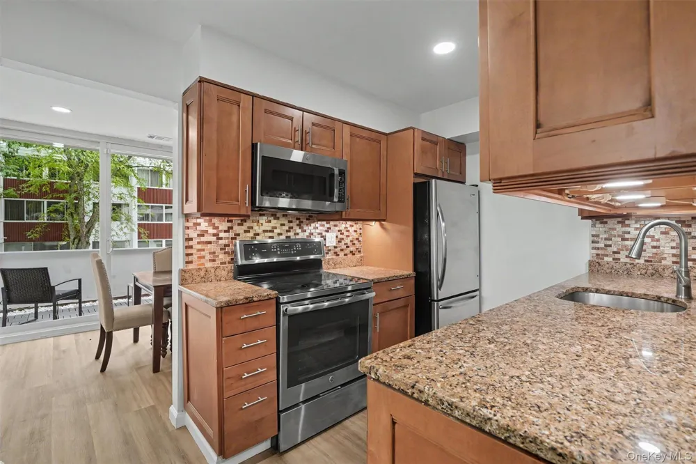 321 Tallwood Drive Hartsdale, NY 10530