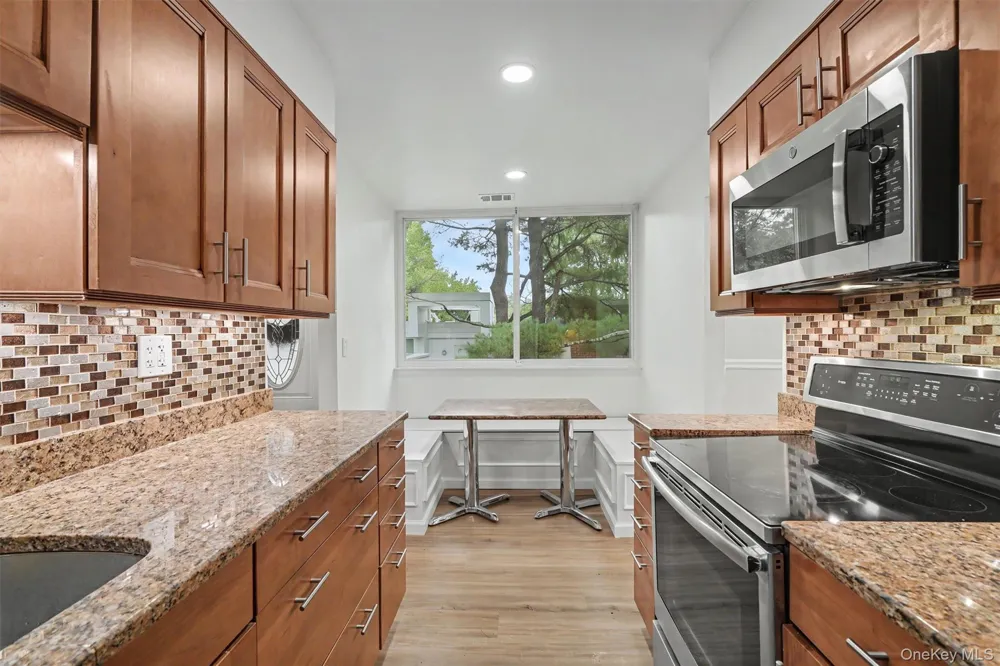 321 Tallwood Drive Hartsdale, NY 10530