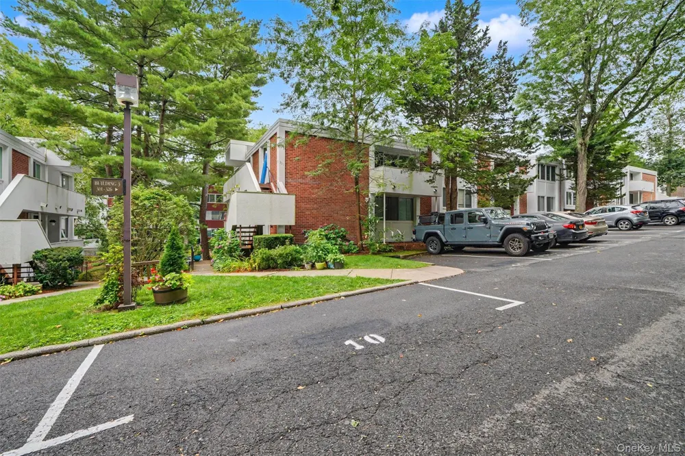 321 Tallwood Drive Hartsdale, NY 10530