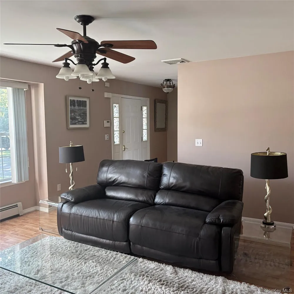 109 Crestwood Drive Shirley, NY 11967