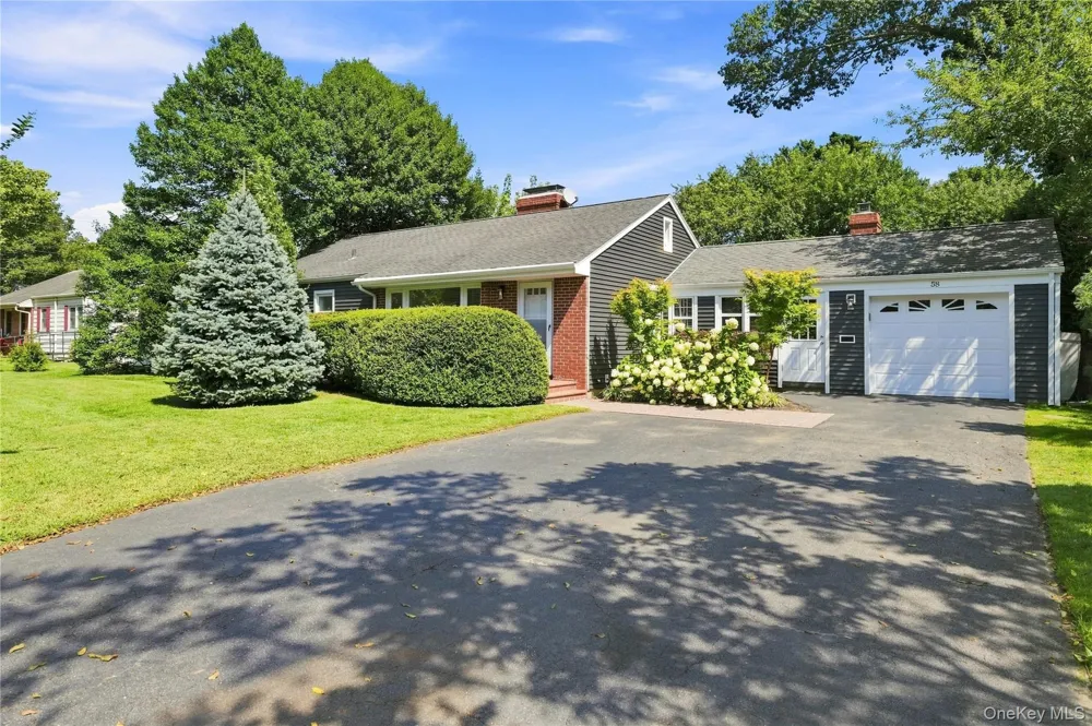 58 S Ketcham Avenue Amityville, NY 11701