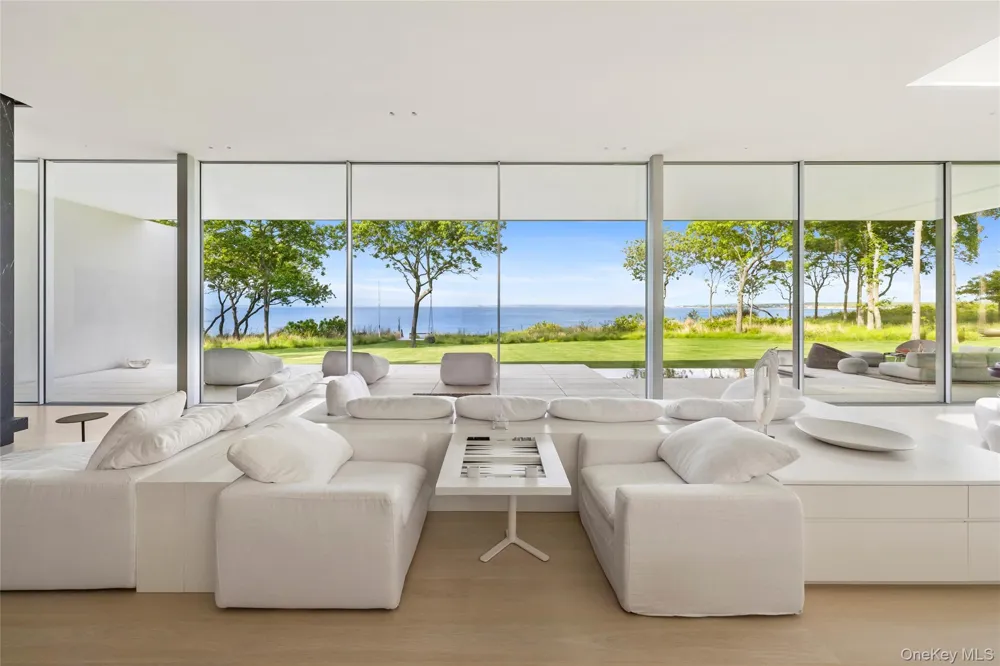 20 & 22 Hedges Banks Drive East Hampton, NY 11937