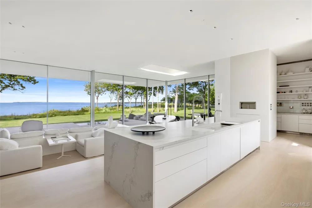 20 & 22 Hedges Banks Drive East Hampton, NY 11937