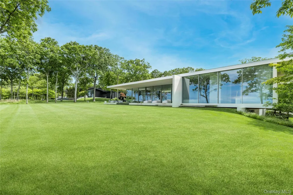 20 & 22 Hedges Banks Drive East Hampton, NY 11937