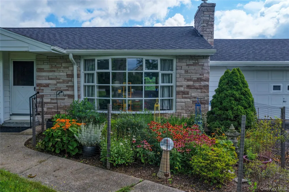 8250 Route 32 Cairo, NY 12413