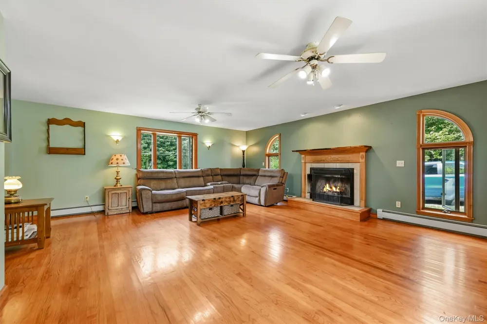 328 Big Island Road Florida, NY 10921
